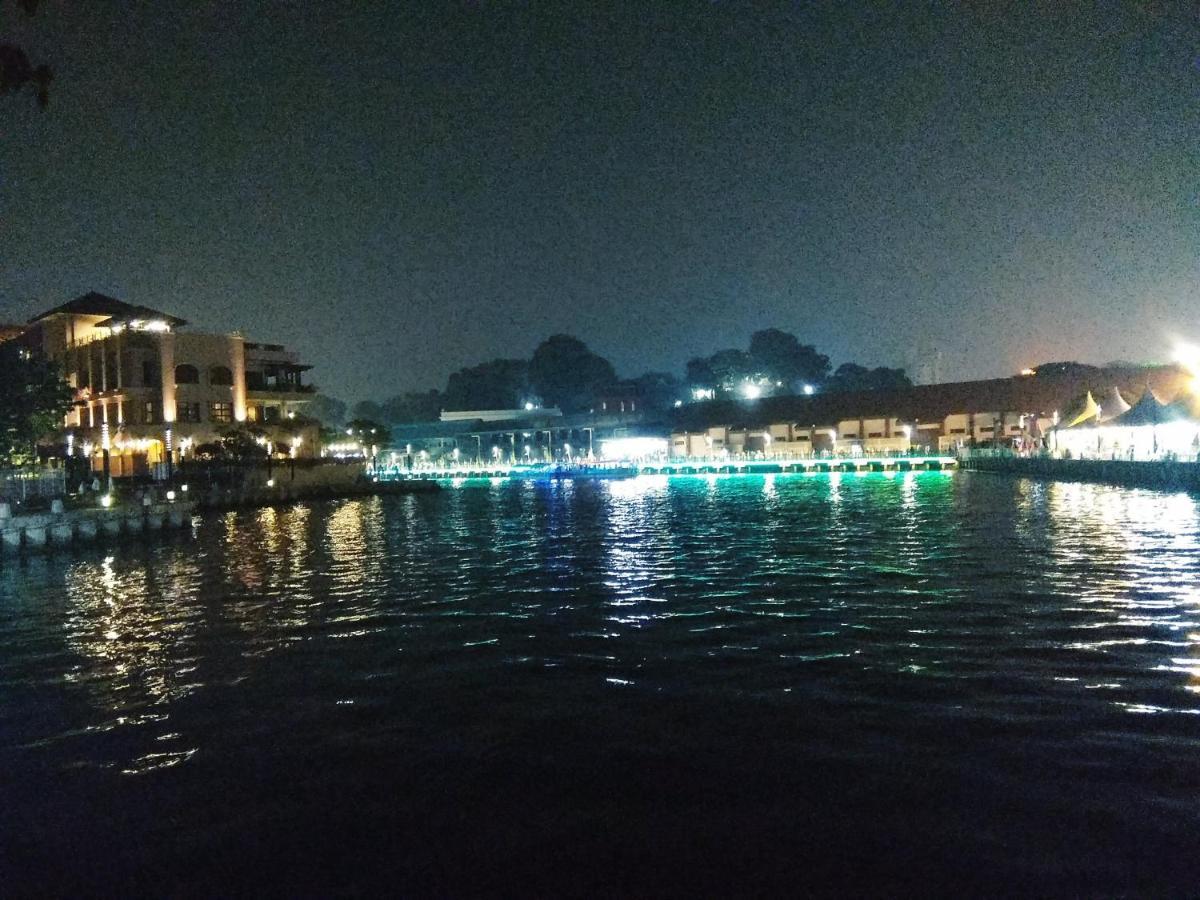 Dekota Homestay Jonker Melaka Zewnętrze zdjęcie